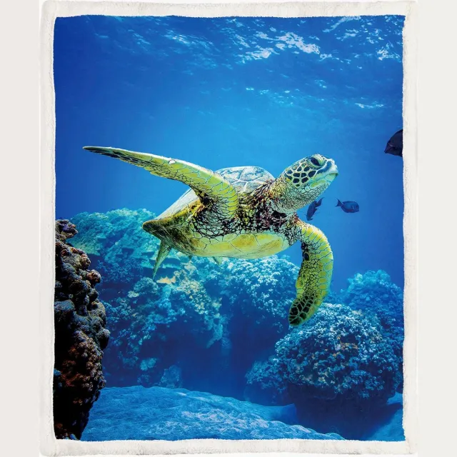 The Coloured House Fleece Deken Sea Turtle – 150 x 200 cm – Sherpa – Coloured House meerkleurig