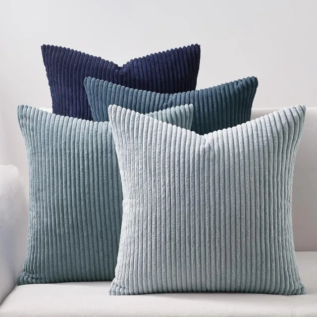 Famanu Corduroy ribfluweel kussenhoezen set van 4 (50x50 cm) – pluizig kleurverloop gestreept – blauw – bank & slaapkamer
