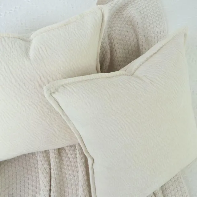 Unyqoos Set van twee zachte chenille kussenslopen voor een stijlvolle woonkamer beige