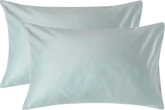 Homescapes Biologisch Kussensloop 50x75 cm – Set van 2 – Eendenei Blauw – 100% Egyptisch Katoen Satijn – Draaddichtheid 400
