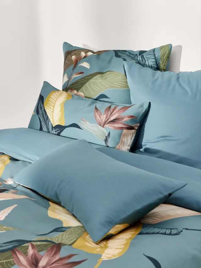Westwing Collection Katoensatijnen dekbedovertrek Flora Blauw