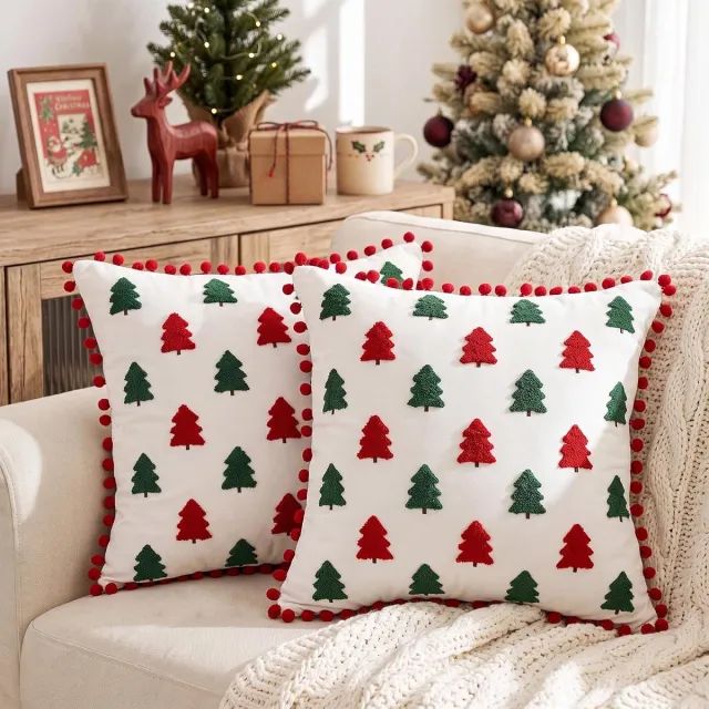 SNQ Kerstboom Geborduurde Kussenslopen - Set van 2 - 45x45 cm - Met Rode Pompon Rand - Feestelijke Kerstdecoratie voor Bank, Sofa, Bed en Woonkamer wit