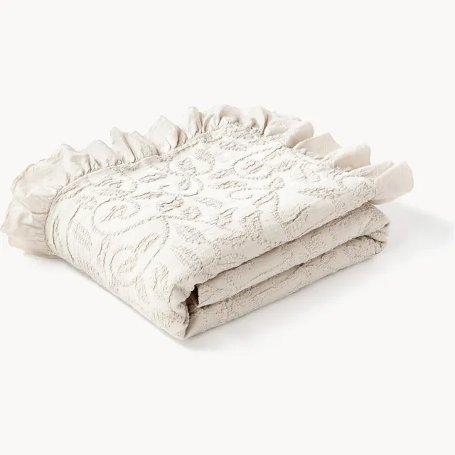 Westwing Collection Gestructureerde katoenen deken Clara met franjes en bloemenpatroon beige