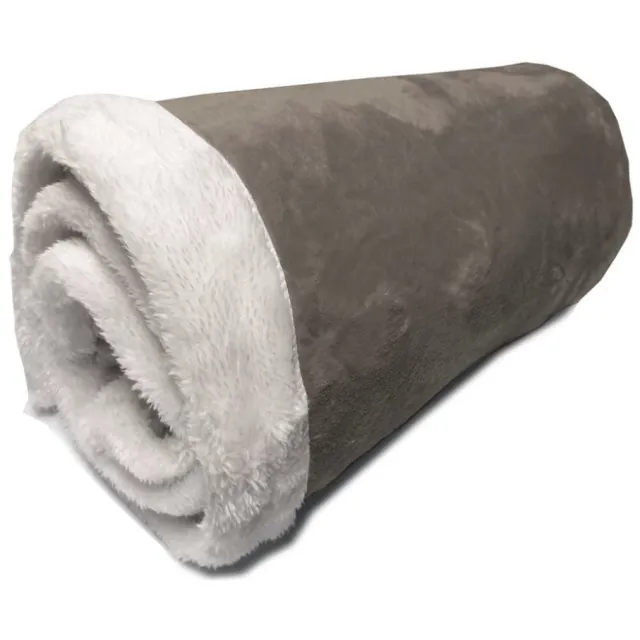Better Nights Plaid Taupe - Simply Taupe - 240x220 - Sherpa - Fake flannel - 100% polyester