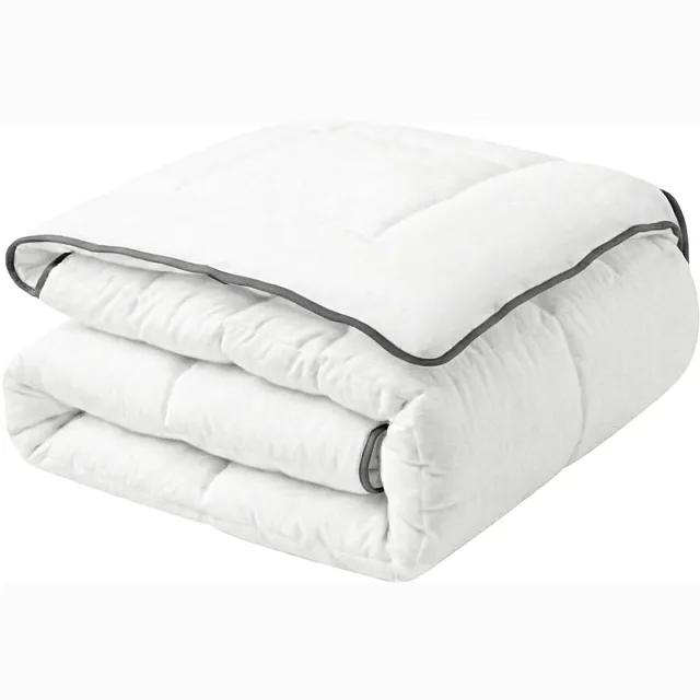 Beliani HOWERLA - Dekbed - Wit - 155 x 220 cm - Japara katoen