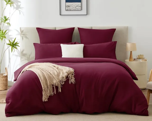 Famanu Dekbedovertrekset 200 x 200 cm microvezel wijnrood met ritssluiting
