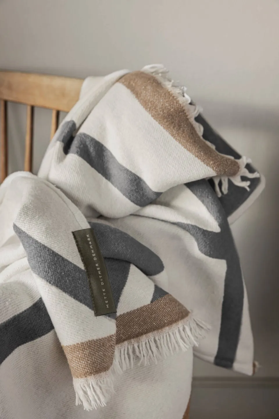 Mette Ditmer Shadow plaid grijs-offwhite, foto 2