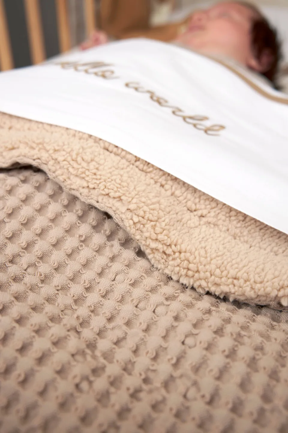 Meyco Wafel Teddy wiegdeken sand, foto 6