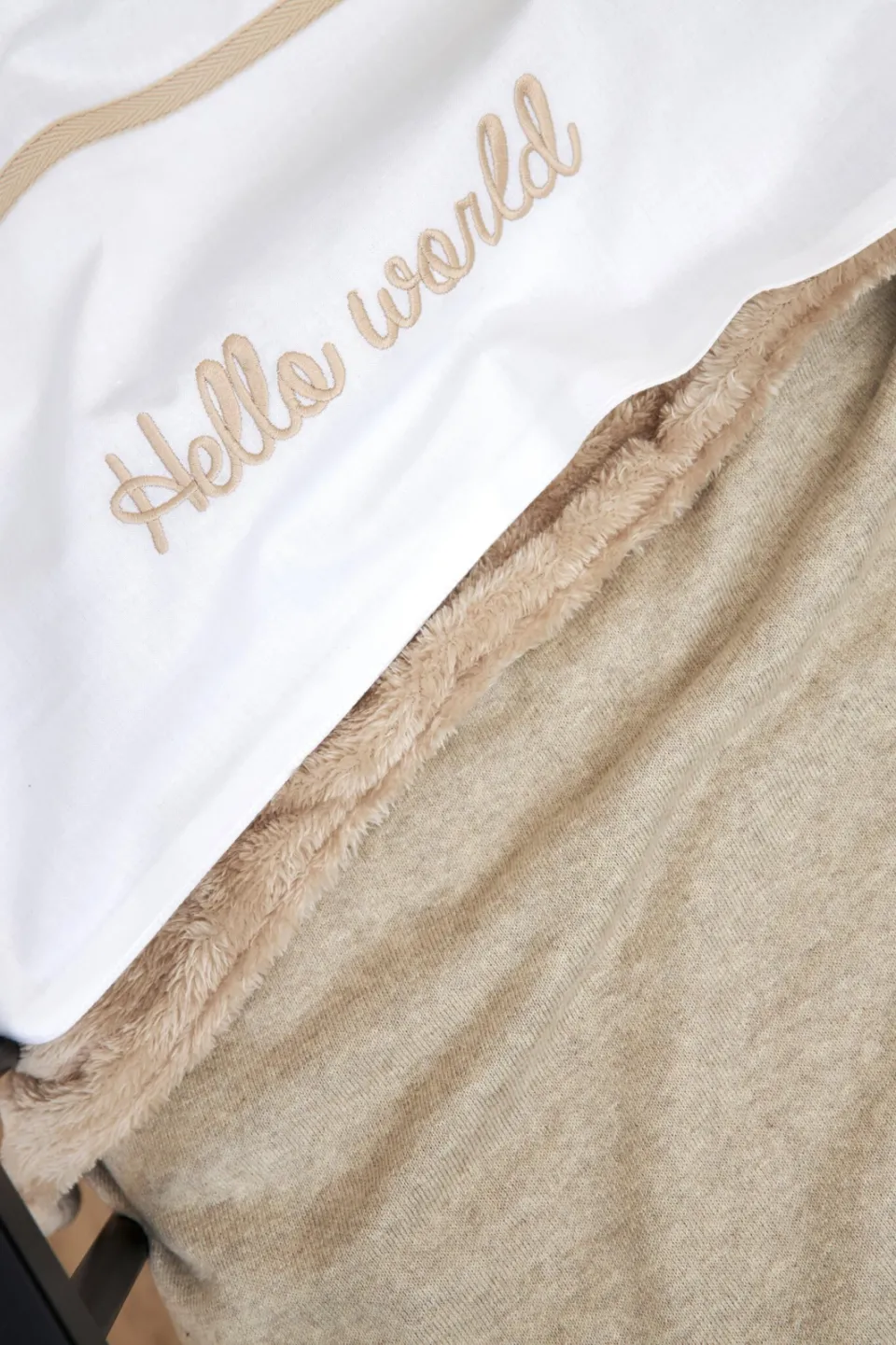 Meyco Knit Basic Teddy ledikantdeken sand melange, foto 4