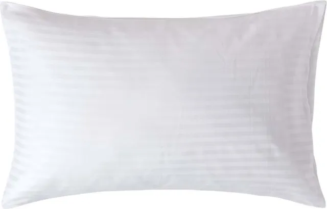 Homescapes Satijn Streep Katoen Kussensloop 50x75 cm – Wit – 100% Egyptisch Katoen – Draaddichtheid 330
