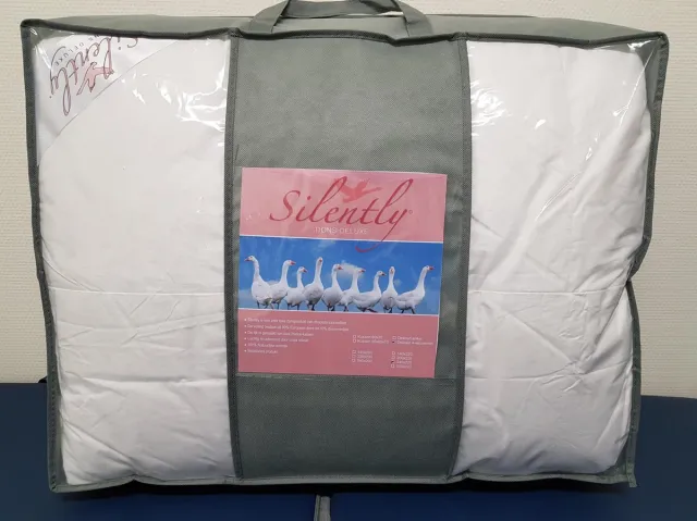 Silently Dekbed Silently dons 4-seizoenen 240x220 de Luxe wit