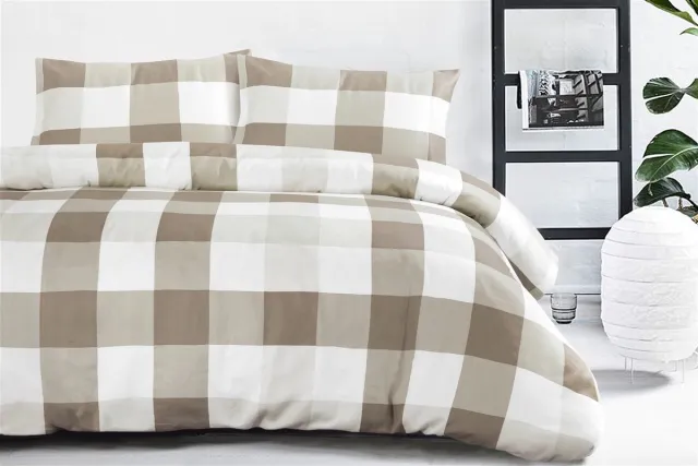 Padiro dekbedovertrek 200 x 200 cm - extra groot XL - Katoensatijn - Taupe - Vichy-ruitpatroon - Met 2 kussenslopen 50 x 75 cm - 3-delig voor 2 personen bruin