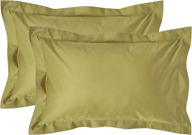 Homescapes Luxe Satijn Kussensloop 50x75 cm met Sierrand – Olijfgroen – Set van 2 – 100% Egyptisch Katoen Satijn – Draaddichtheid 1000
