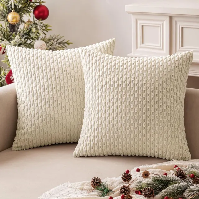 KZQ Twee Stuks Vierkante Fluwelen Kussenhoezen 50x50 cm in Beige Met Onzichtbare Rits Zachte Decoratie voor Bank Woonkamer Stoel en Slaapkamer gebroken wit