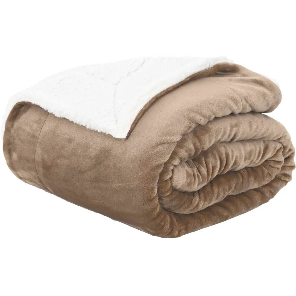 vidaXL plaid Camel 240 x 220 cm 2,67 kg Fleece Bruin
