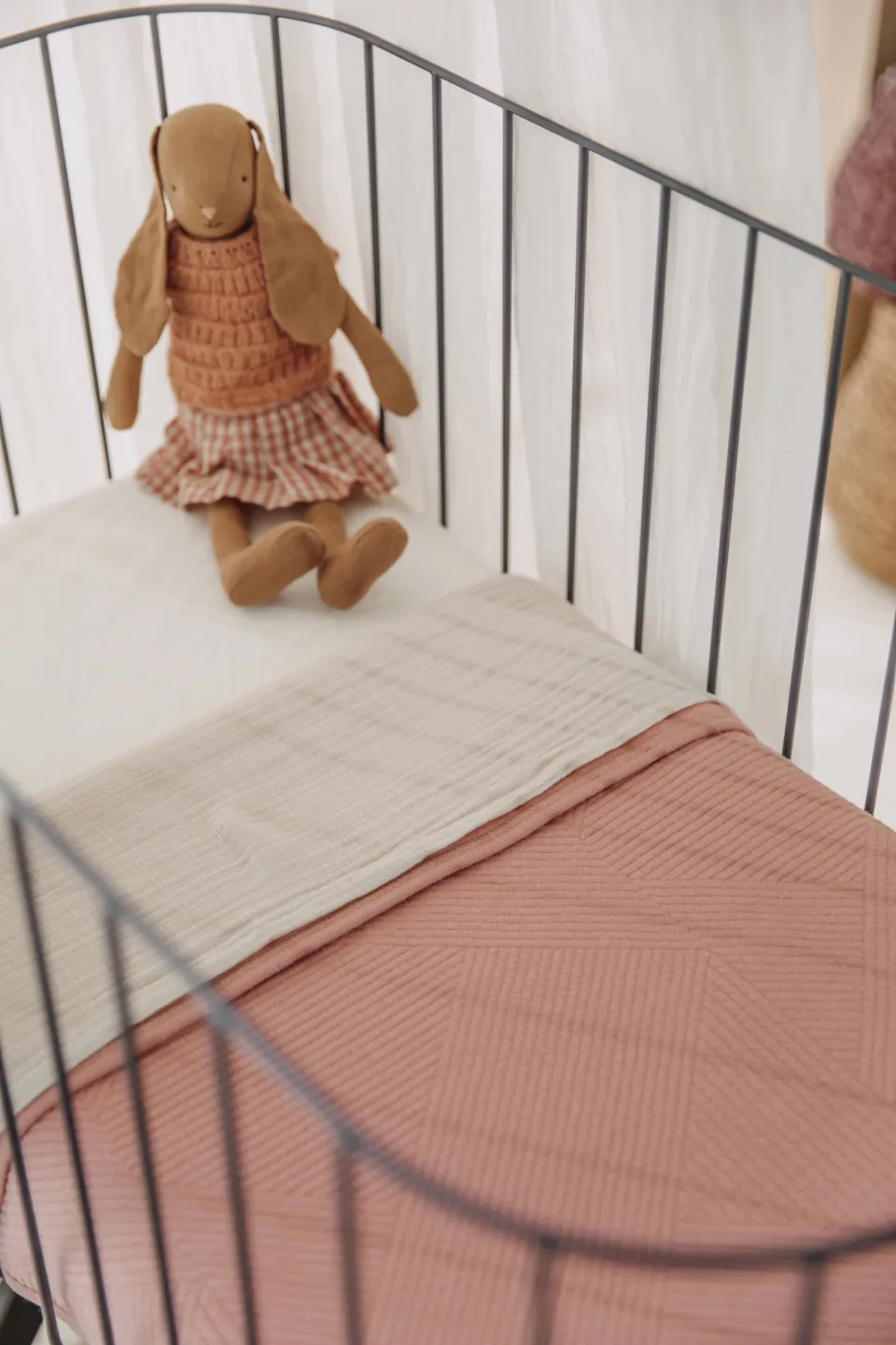 Meyco Jacquard ledikantdeken roze, foto 3