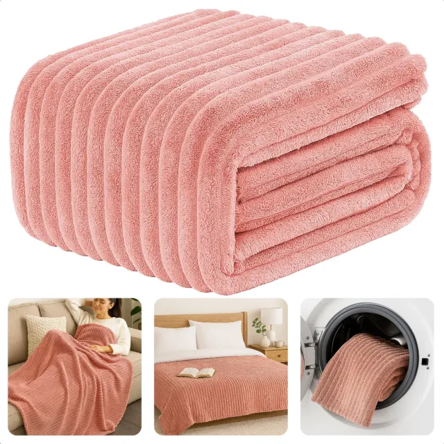 Cheqo Fleece Deken - Roze Deken - 150x200 cm - Polyester Deken - Wasbaar Op 30 Graden - Super Zacht - Plaid Deken - Woondeken - Warme Deken