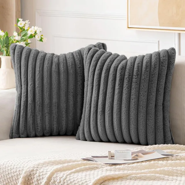 HAUSS SPOLE Fluwelen Kussensloop- Donkergrijs - Kussenslopen 45 X 45 Cm - Set Van 2 - Kussenhoes - Kussenhoezen - Sierkussens - Pluche Stof