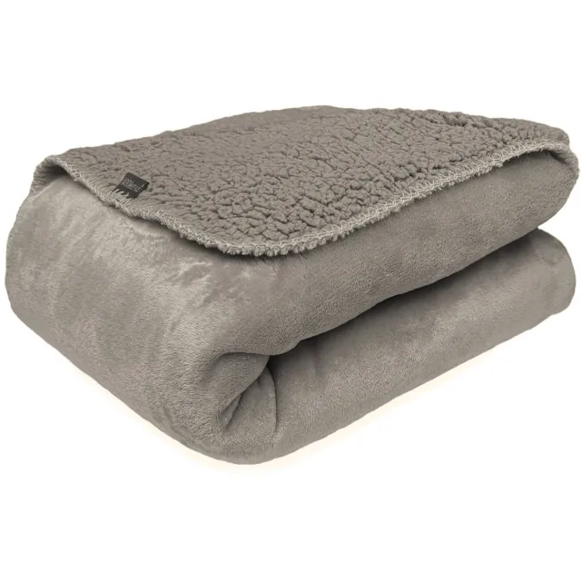 HOOMstyle Lotus Plaid - Superzacht fleece deken - Teddy dubbeldik - Bedsprei - 130 x 170 cm - Warm grijs