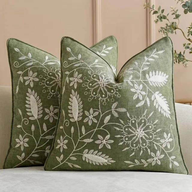 SNQ 2 Stuks Geborduurde Lendenkussenslopen - 45x45 cm - Chenille met Wildbloemenmotief - Saliegroen - Voor Bank en Bed