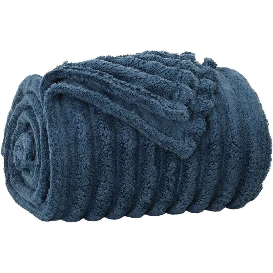 vidaXL plaid Marineblauw 270 x 240 cm 1,77 kg Fleece