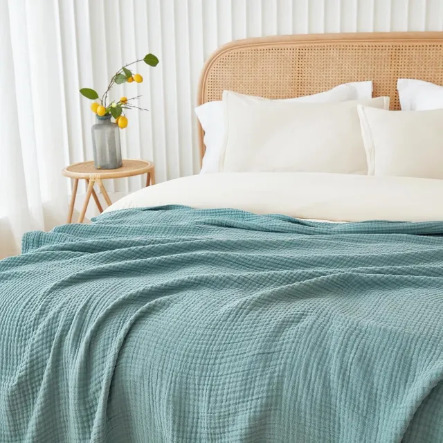 Famanu Queensize dekbed van katoen, zacht en ademend, 203,2 x 228,6 cm, ideaal voor alle seizoenen, blauwgroen, biedt luxe en comfort in elk seizoen