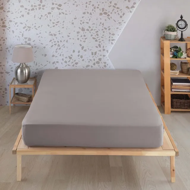Famanu Premium Jersey Hoeslaken 180x200 cm, 100% katoen, tot 35 cm matrashoogte – Grijs. Fijn voor thuisgebruik tijdens je oefeningen en momenten van ontspanning.