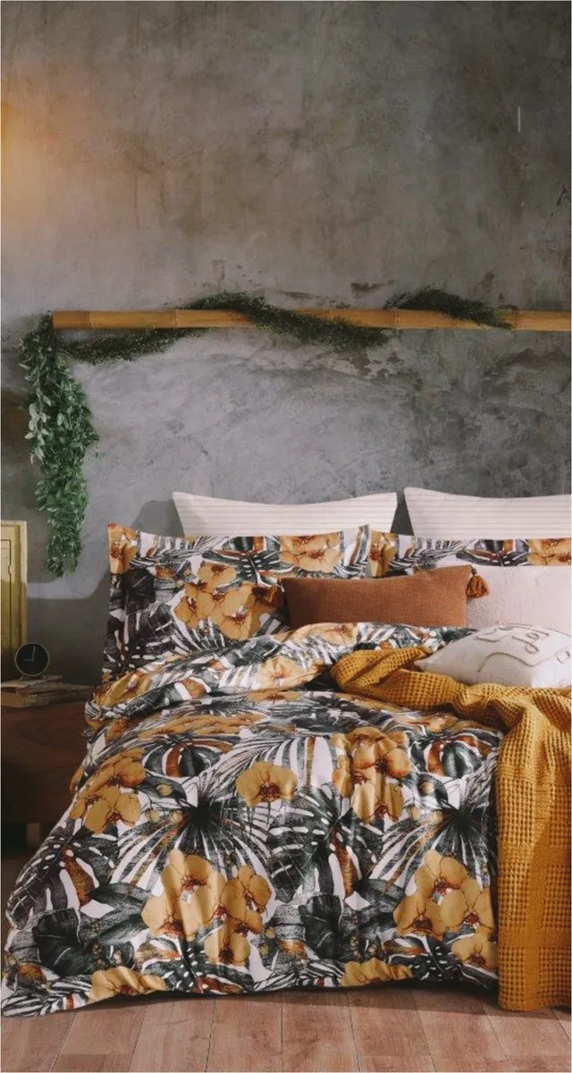 Prima Casa Luxe Dekbedovertrek Tropik/ Tweepersoons /2 Lakens / 100% Katoen Satijn Wit / met bloemen