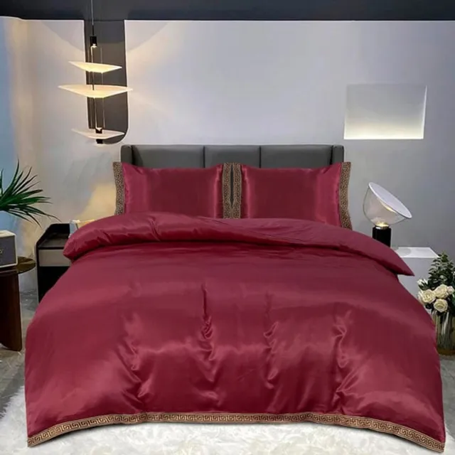 Beauty Silk Dekbedovertrek Satijn Lace Burgundy 200x200/220 cm + 2 kussenslopen