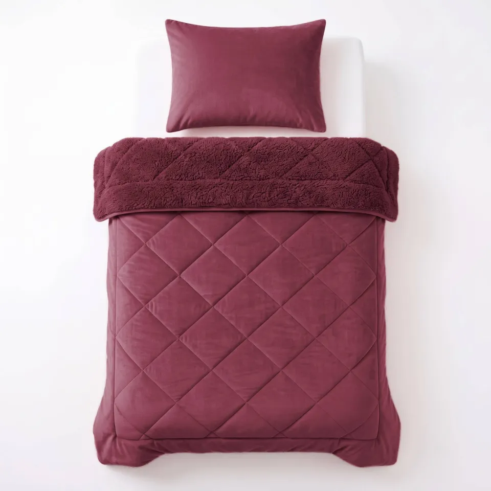 NOUS Living wasbaar dekbed velvet en teddy- Donkerrood