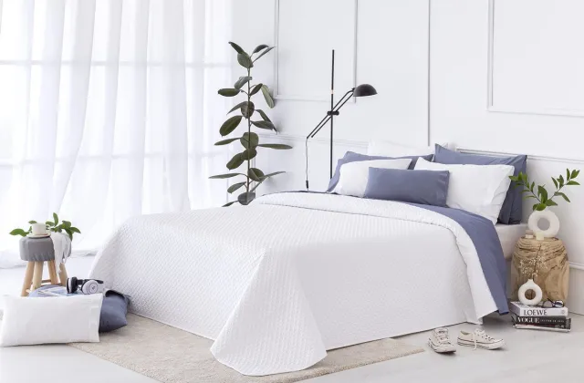 Unyqoos Luxueuze Vierseizoenen Dekbed voor Comfort en Stijl in Elke Slaapkamer wit