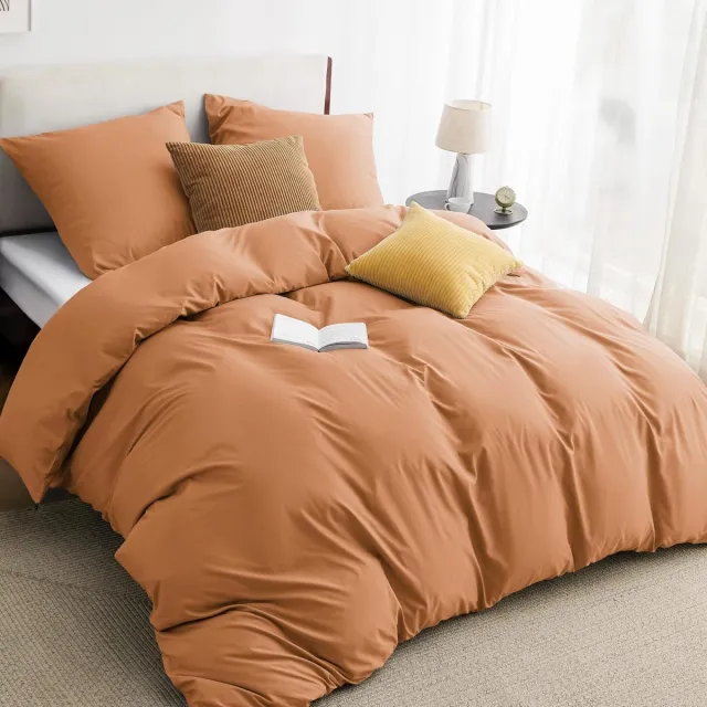 Famanu Beddengoed 200 x 200 cm, 3-delig, gebrand oranje, 1 dekbedovertrek 200 x 200 cm + 2 kussenslopen 80 x 80 cm, beddengoedsets, oranje, polyester, microvezel met ritssluiting