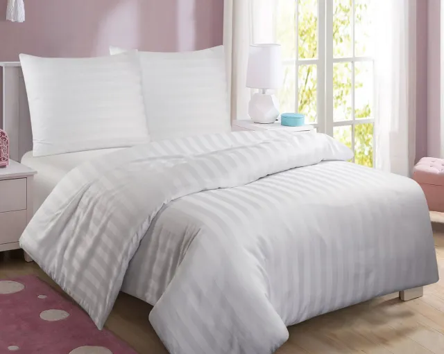 Homéé® Hotel Dekbedovertrekset CVC 27mm satijn streep 140g. p/m2 wit Lits-jumeaux 240x200/220 + 2 slopen 60x70 cm