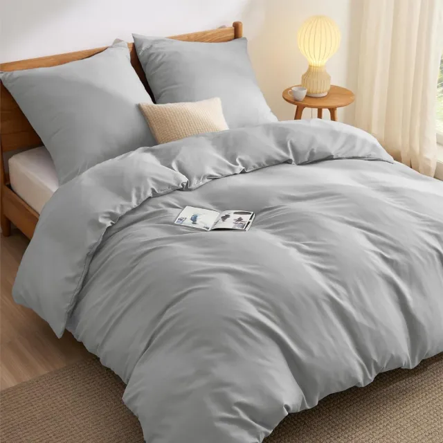Famanu Beddengoed 200 x 200 cm, 3-delig, zilvergrijs, 1 dekbedovertrek 200 x 200 cm + 2 kussenslopen 80 x 80 cm, grijs, polyester, microvezel met ritssluiting