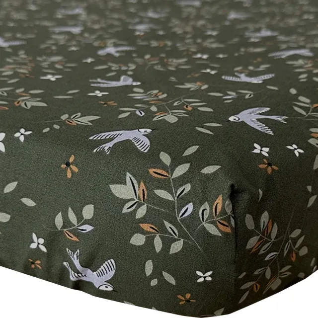 BINK Bedding Hoeslaken Merel 90 x 200 cm - groen - zachtgroen - jade - lila - caramel - vogel - bloemen - tweezijdig - eenpersoonsbed - peuter - kleuter - meisje - meisjeskamer groen, jade, wit, lila, camel
