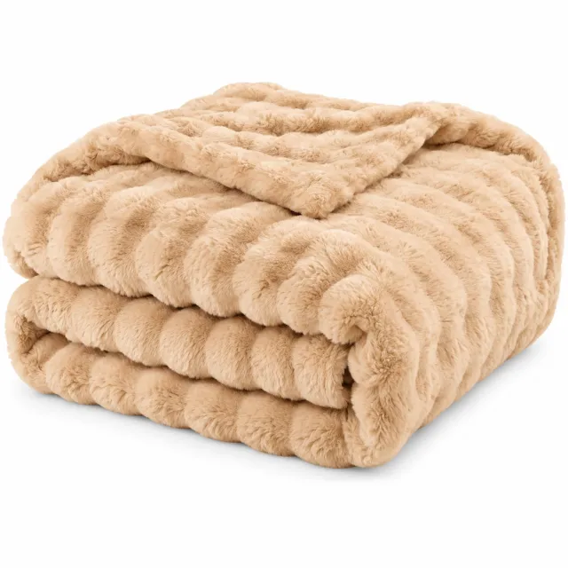 Sorprese Luxe Plaid - 150x200 cm - Fleece Deken - Bubbel Structuur - Super Zacht, Warm en Donzig - Plaid voor op de Bank, Bed of Woonkamer Decoratie - Warm Beige