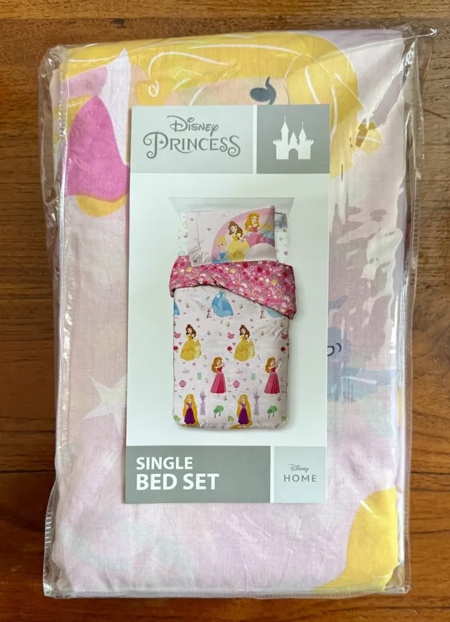 Disney Princess, beddengoed voor kinderen, 137 x 200 cm, 100% katoen, eenpersoonsbed - incl. dekbedovertrek, hoeslaken & kussensloop 65 x 65 cm, geschikt voor bedden van 90 x 190 cm tot 90 x 200 cm meerkleurig