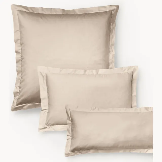 Westwing Collection Katoensatijnen kussenhoes Premium Beige