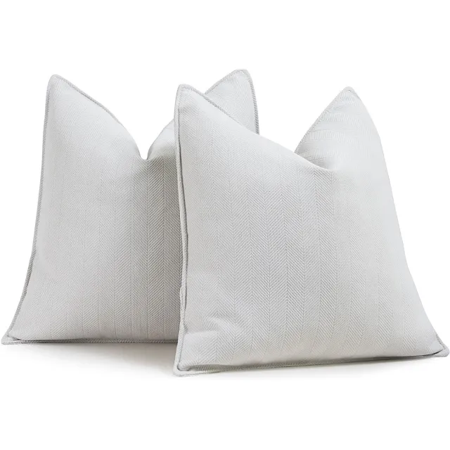 Unyqoos Set van twee elegante kussenhoezen van chenille voor een stijlvol interieur creme