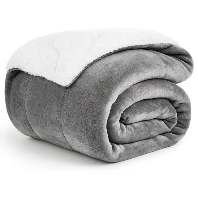 Travelhawk Fleece deken - 150x200 cm - Luxe Dubbellaagse - Voor Bank, Slaapkamer & Woonkamer - Fleece Deken & Fleece Plaid - Grijs