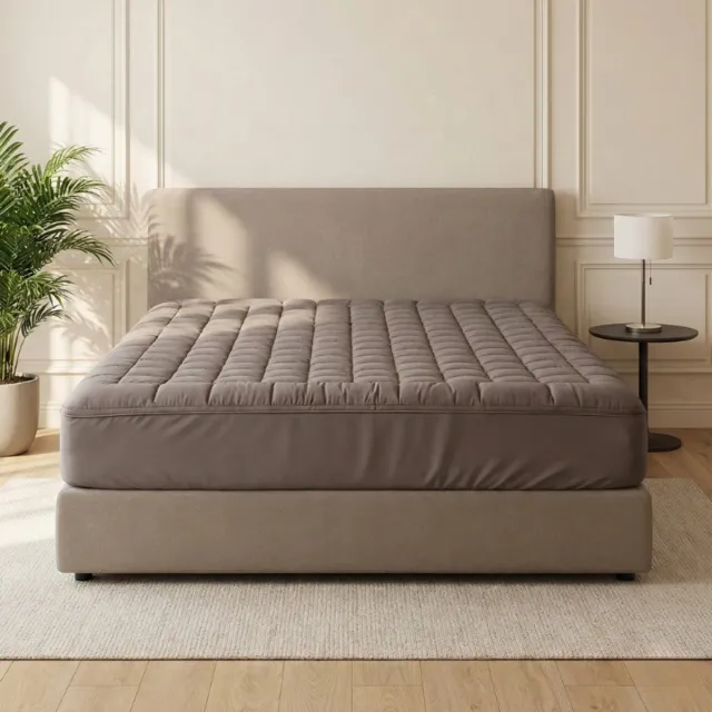 Dekbed-Discounter Sleeptime Wasbare Topper & Hoeslaken - Zacht en luchtig ligoppervlak - Geschikt voor de droger - Taupe