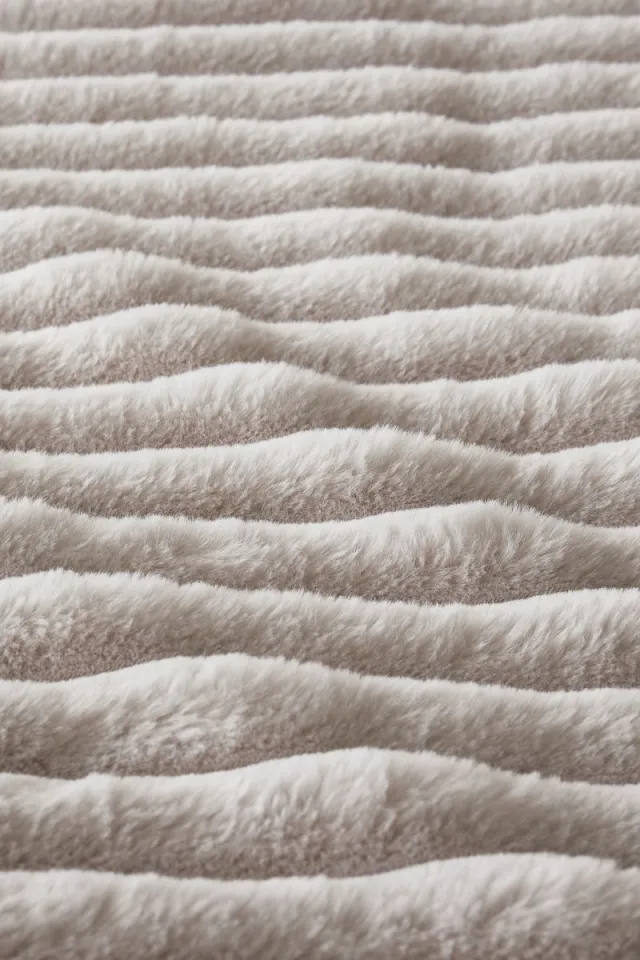 Riviera Maison Rivièra Maison Furry Stripes kussensloop - Gebroken wit - 60 x 70 cm