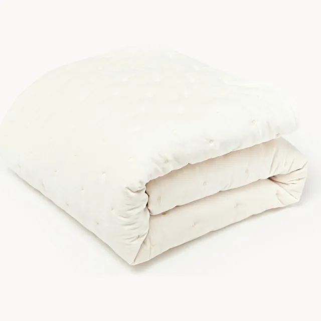 Westwing Collection Fluwelen gewatteerde bedsprei Cheryl Wit