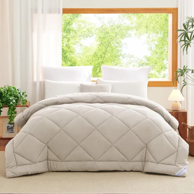 Famanu Dekbed voor tweepersoonsbed, 4 seizoenen, 220 x 240 cm, herfst- en winterdeken van synthetisch microvezel, beige