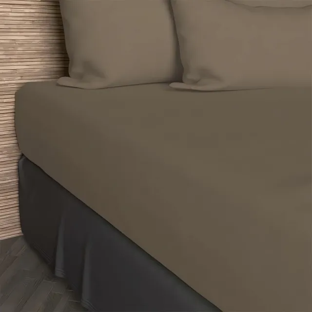 Unyqoos Ademend en katoenen hoeslaken in taupe voor tweepersoonsbed Bruin