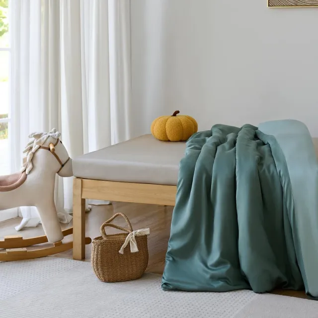 KOALA HUG Kinderdekbedovertrek – 100% Tencel Lyocell Satijn - Mint/Green – Eco & Hypoallergeen – Zacht, Ademend & Temperatuur regulerend – Peuterbeddengoed Mint / Green