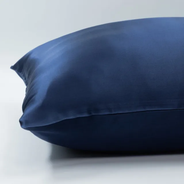 4x Zijden Kussensloop 60x70cm Blauw Hotelsluiting 19 Momme - Kussensloop set - Luxe Silk Kussensloop 100% moerbei zijde - Zijde kussensloop - Silk Heaven - 60x70cm (standaard) / Hotelsluiting