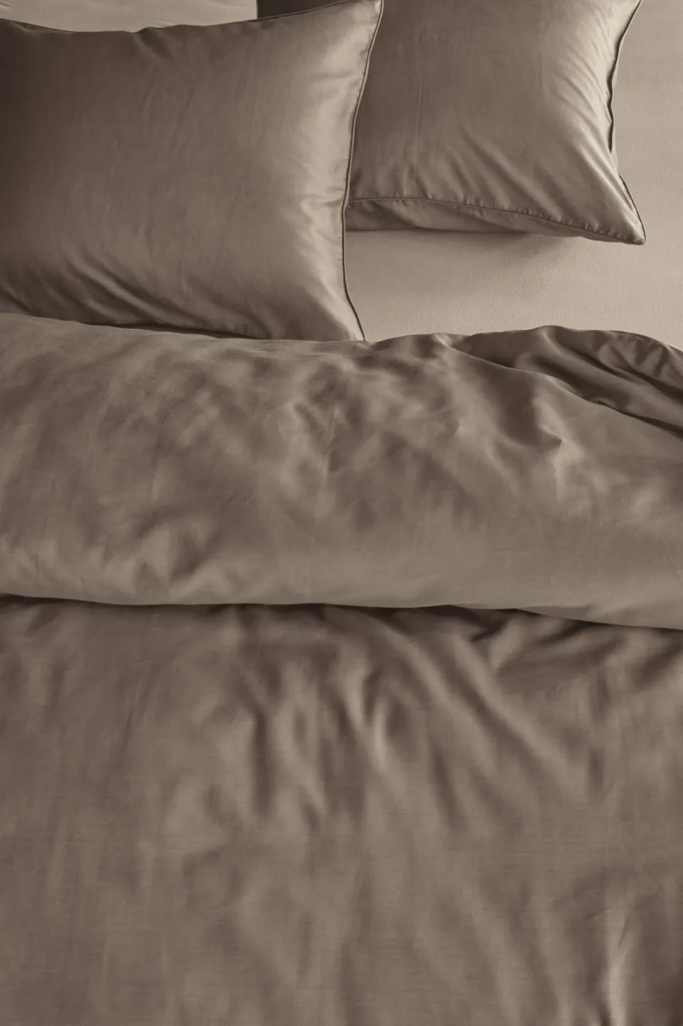 Studio LIVIT lyocell satijn dekbedovertrek 2-persoons taupe (200x220 cm), foto 4