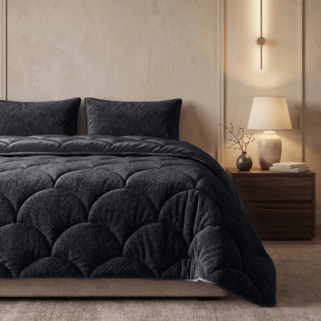 Sleeptime Teddy Velvet 2 in 1 Wasbaar Dekbed zonder Overtrek - Tweepersoons 200x200 cm - Inclusief 2 Kussenslopen 60x70 cm - Zacht Teddy Velvet - Zwart