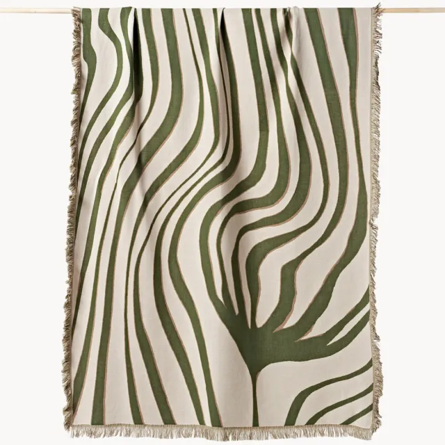 Westwing Collection Omkeerbare katoenen plaid Alia met franjes Groen